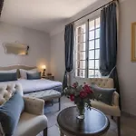 Chateau Le Cagnard 4*