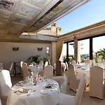 Chateau Le Cagnard Ξενοδοχείο 4*