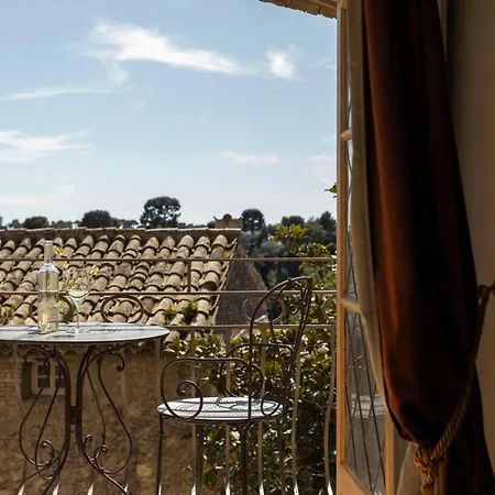 Chateau Le Cagnard 4*