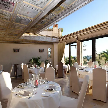 Chateau Le Cagnard فندق 4*