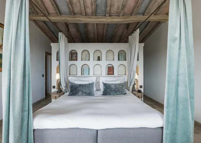 Chateau Le Cagnard 4*