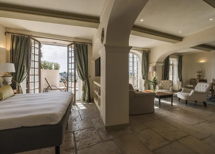 Chateau Le Cagnard קאן סור מר
