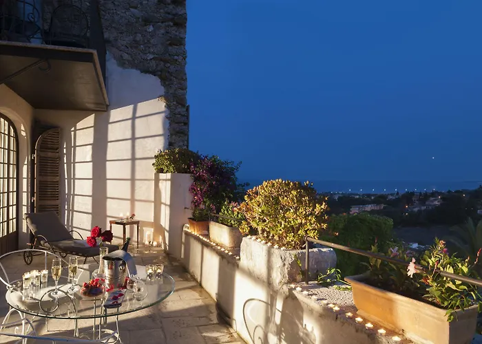 Chateau Le Cagnard 4*