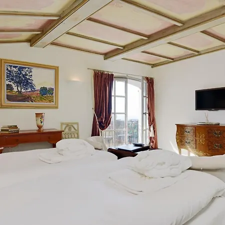 Chateau Le Cagnard 4* 케인즈수르메르