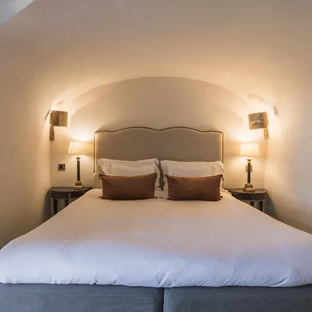 Hotell Chateau Le Cagnard 4*