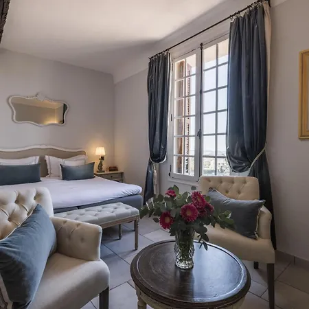 Chateau Le Cagnard 4*