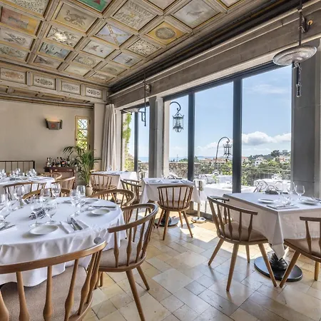 Chateau Le Cagnard Hotell
