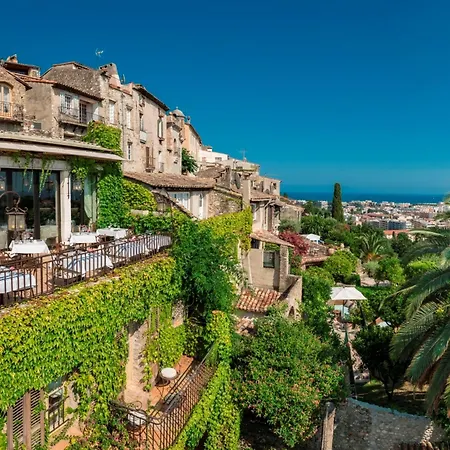 Chateau Le Cagnard كانيو سور مير