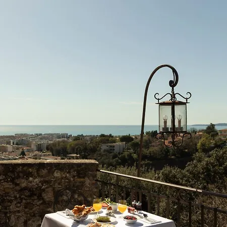 Hotel Chateau Le Cagnard