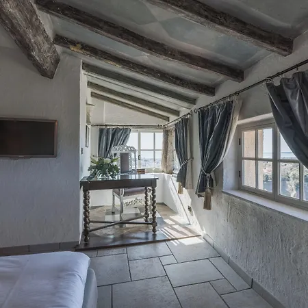 Chateau Le Cagnard Hotel