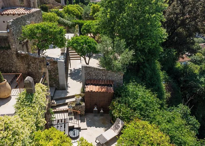 Chateau Le Cagnard