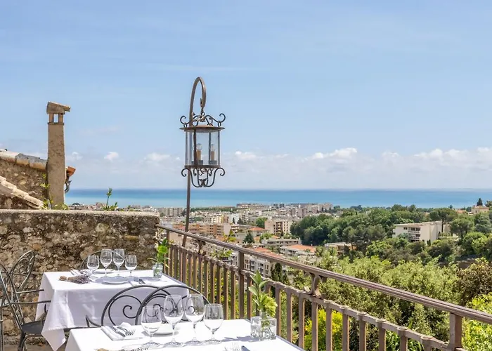 Chateau Le Cagnard