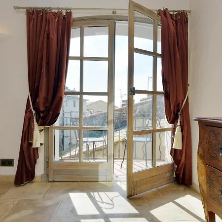 Château Le Cagnard Hotel