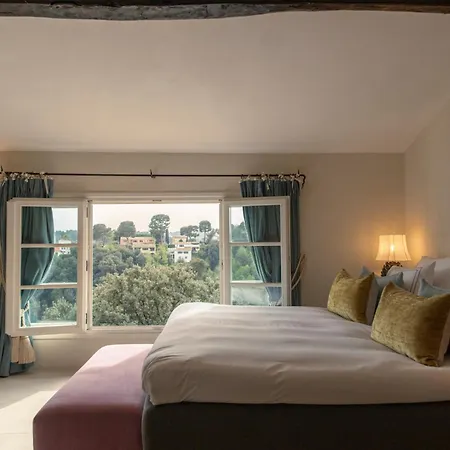 Chateau Le Cagnard Szálloda 4*